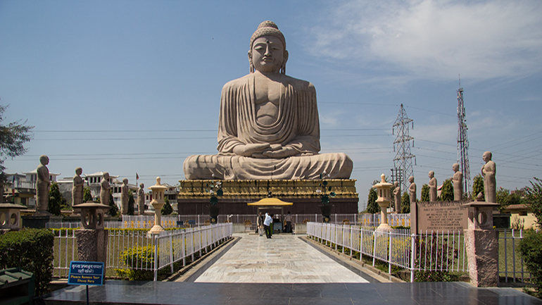 Great_Buddha_Statue,_Bodh_Gaya.jpg